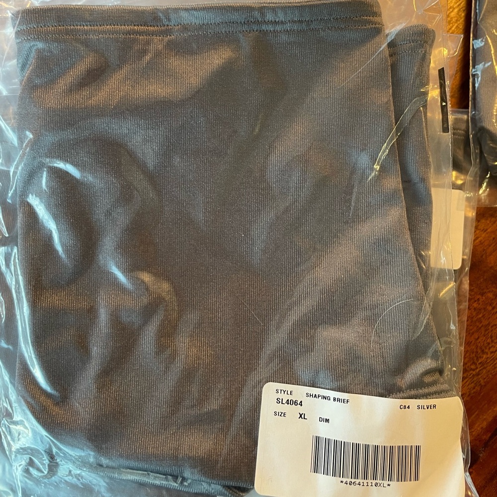 Ruby Ribbon Shaping Brief XL Silver - Picture 3 of 3